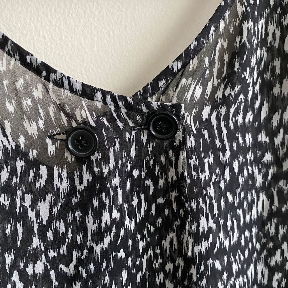Torrid Leopard Print Open Back Top - Picture 6 of 6